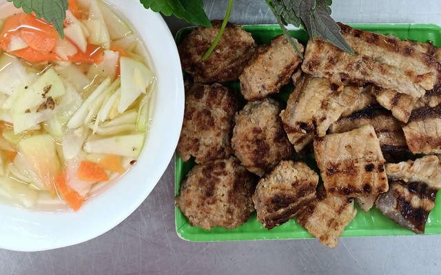 Bún Chả Hồ Tây