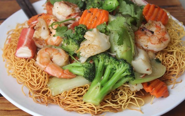 Quán Ăn Lê Hiếu - Mì Xào Giòn