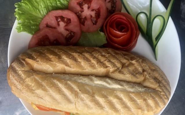 Bánh Mì Ngon Cô Thanh