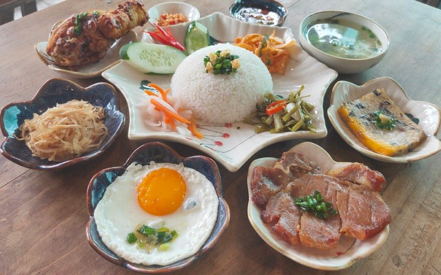 Cơm Tấm Xưa - Hương Vị Sài Gòn