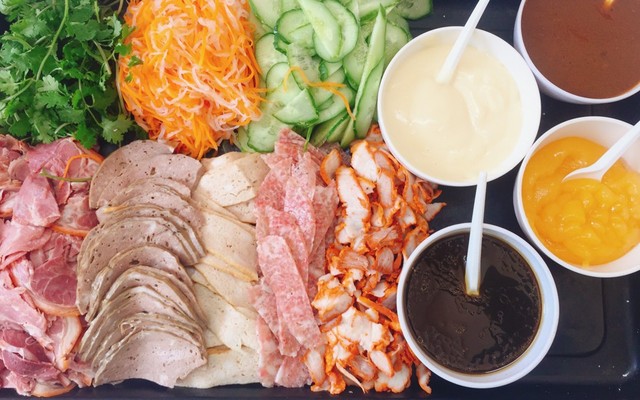 Bếp 24h - Cơm Rang, Mỳ Xào, Gà Tần & Phá Lấu - Trần Duy Hưng