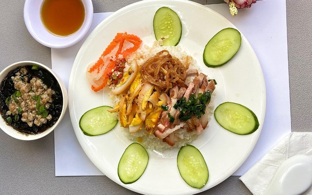 MêBee - Cơm Tấm Long Xuyên & Trà Sữa