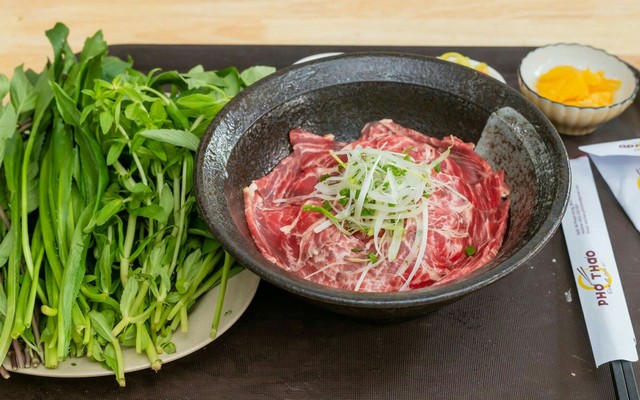 Phở Thảo - Phạm Hùng