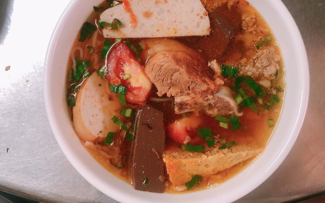 Bún Riêu Cua Đồng - Hai Chị Em