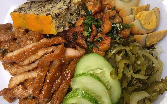 Bóng - Cơm Tấm Long Xuyên