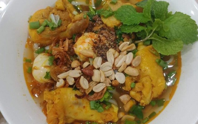 9 Lai Quán - Mì Quảng & Bánh Canh Chả Cá Quy Nhơn