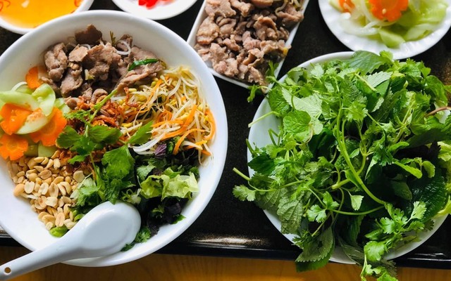 Mộc - Bún Trộn & Đồ Ăn Vặt