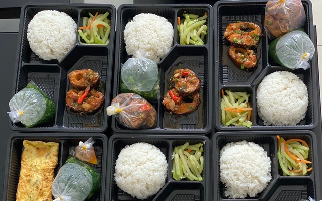 Bếp Nhà Thằng Út - Cơm Trưa Văn Phòng & Coffee