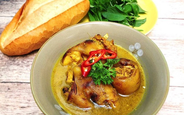 Heo Tộc Quán - Hồ Tùng Mậu