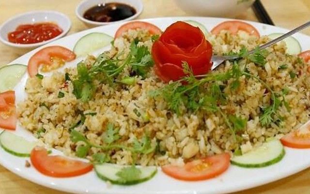 Khoai Mít - Cơm Văn Phòng, Cơm Rang & Mì Xào - Đê Long Biên