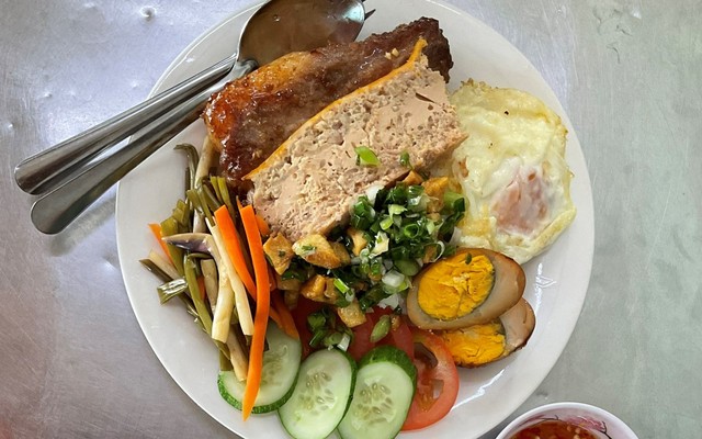 Cơm Tấm Châu Đốc 287
