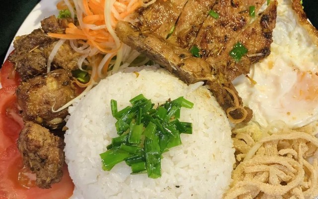 Cơm Tấm Sườn Yummy