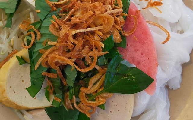 BÁNH ƯỚT NÓNG HÓC MÔN - NƯỚC ÉP & SINH TỐ