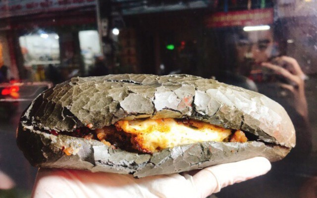 Bánh Mì Đen - Lương Khánh Thiện