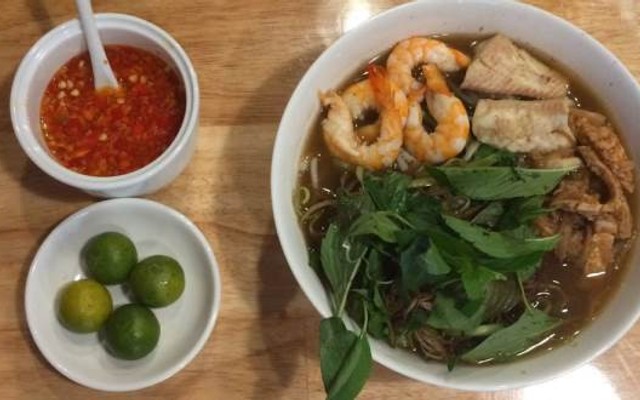 Thảo Linh - Bún Nước Lèo Cà Mau