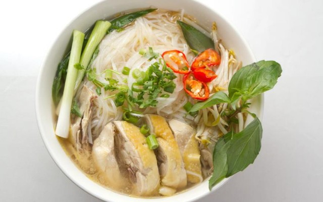 Hủ Tiếu Gà Ta - Dương Bá Trạc