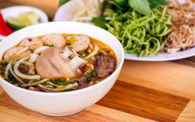 Bún Bò Huế Giò Heo - Nguyễn Thị Tràng