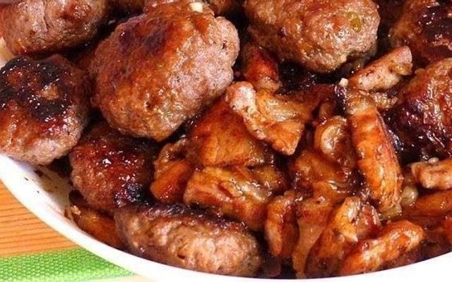 Cô Phương - Bún Chả Hà Nội