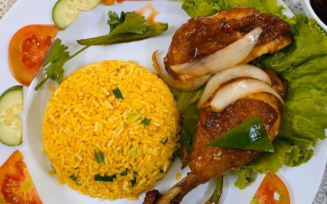 Cơm Gà Xối Mỡ MiMi