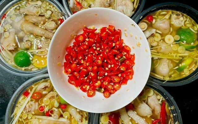 Quán Hồng - Bánh Canh & Bò Kho