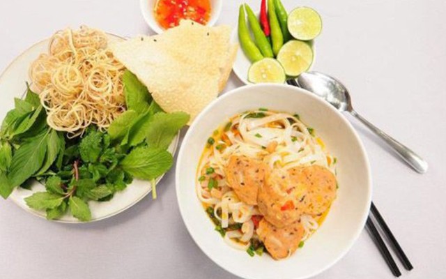 Mì Quảng Bà Năm - Nguyễn Quý Đức