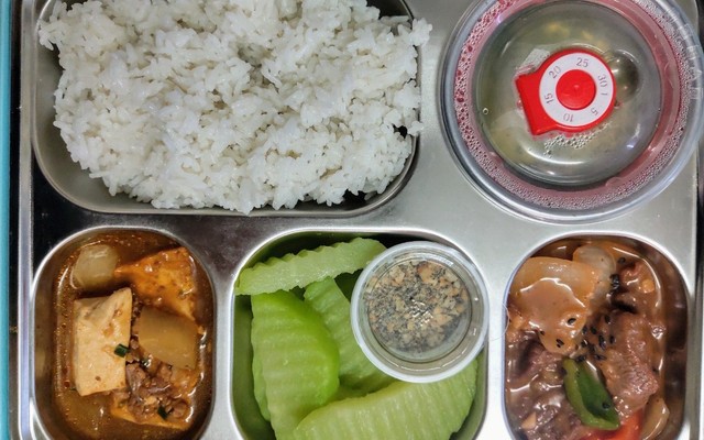 Cơm Văn Phòng Thuỷ Mộc