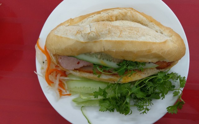 Bánh Mì Những Người Bạn