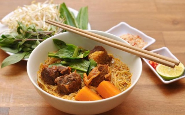 Hủ Tiếu Bò Kho Gia Hân