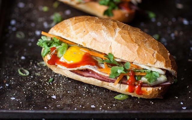 Bánh Mì Sandwich Kẹp Kẹp