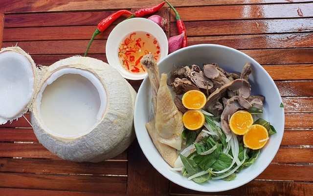 Bánh Uớt Lòng Gà & Cafe Xí Muội