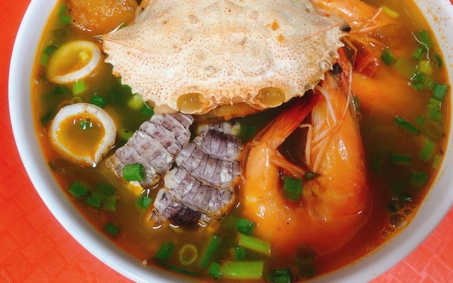 Bún Hải Sản - Đội Cấn