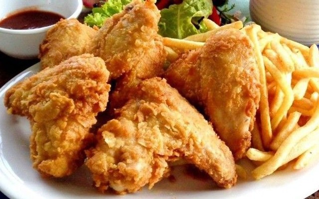 Tùng Chíp - Ăn Vặt Gà Rán & Khoai Lắc - Ni Sư Huỳnh Liên