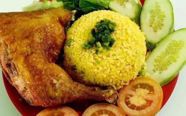 Nam Khang - Cơm Gà Xối Mỡ & Xôi Mặn