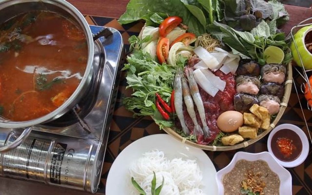 Quán Bún Riêu Bà Dú - Nguyễn Gia Trí