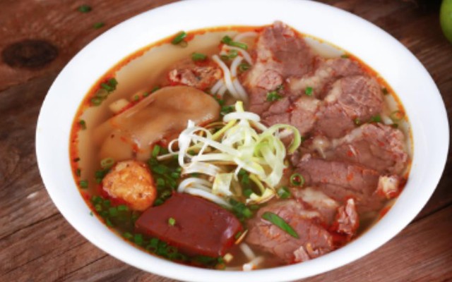 Bún Bò Xứ Huế O Thương