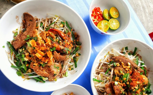 Hủ Tiếu Trộn Thái