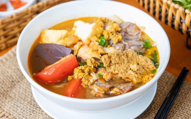 Chế Ba - Bánh Xèo & Bún Riêu