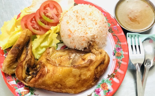 Cây Khế 235 - Cơm Chiên & Bún Thái