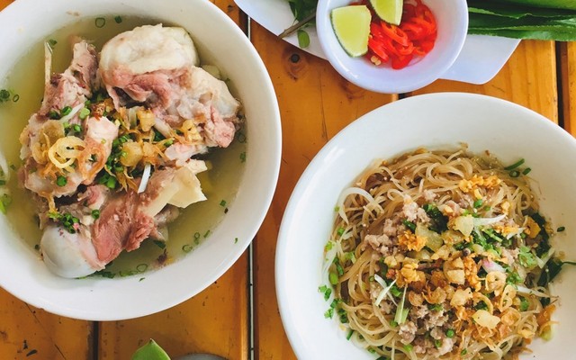 Hủ Tiếu, Bò Kho & Ăn Vặt Bắp Ngô