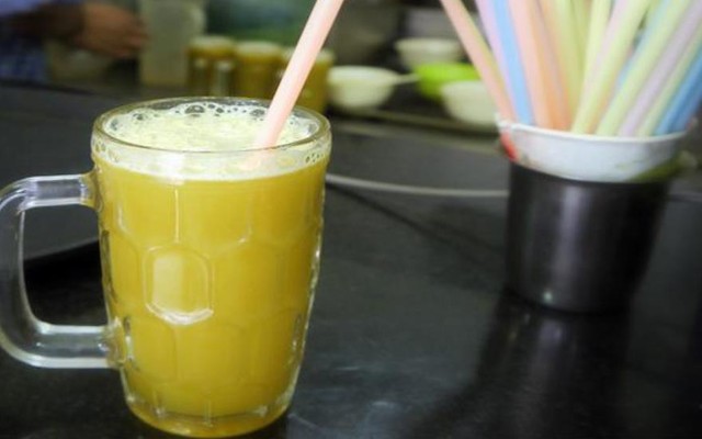 Nước Mía Vỉa Hè - Chợ Đầm