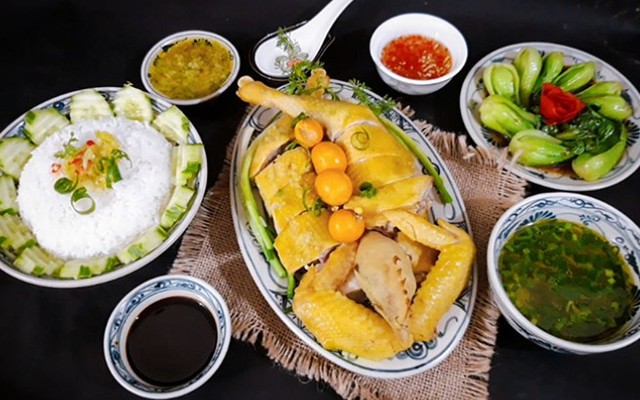 Cơm Gà Hải Nam Và Cơm Vịt Quay