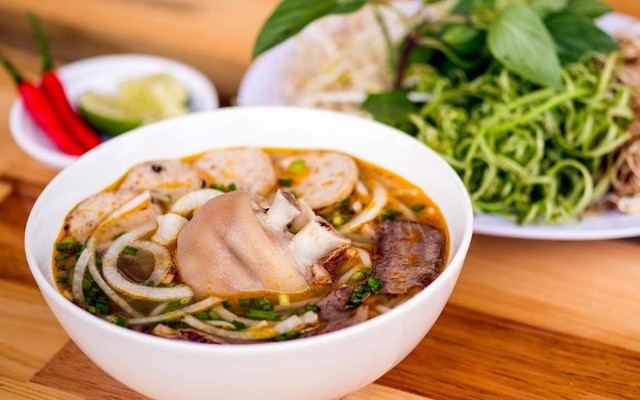 Bún Bò Huế O Mai