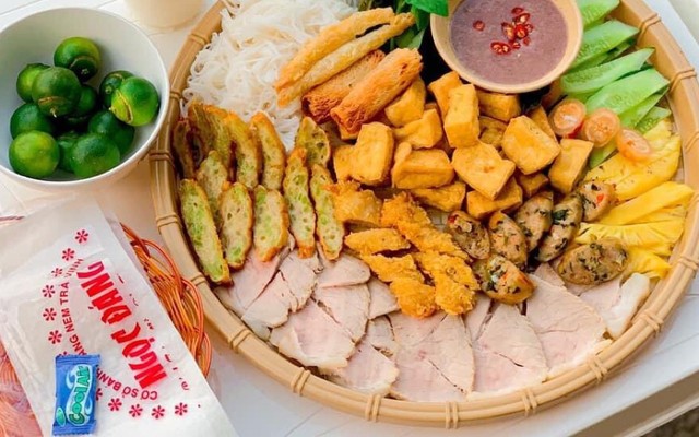 Bún Đậu Mắm Tôm Nàng Thơm
