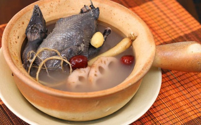 A Hùng - Gà Tiềm