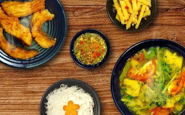 Bún Cá Chấm Giòn Ngọc Lan