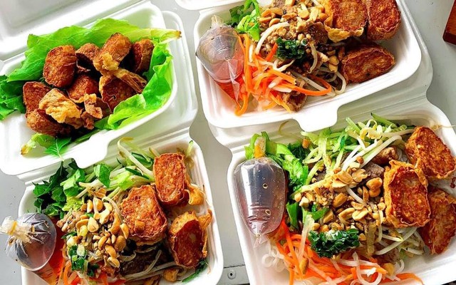 Bún Chả Giò Triều Châu