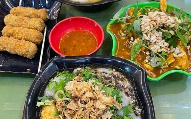 Ốc Ngon Hà Nội - Chân Gà Rang Muối