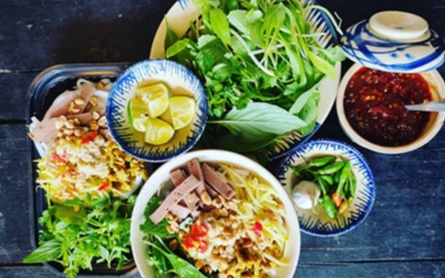 Canh 3 - Cà Phê & Ăn Vặt