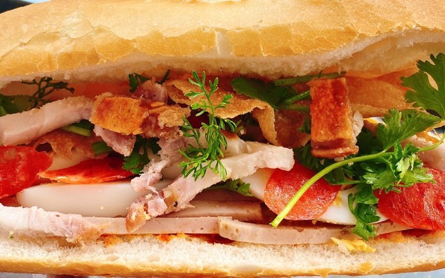 Bánh Mì 77 - Quốc Lộ 1K