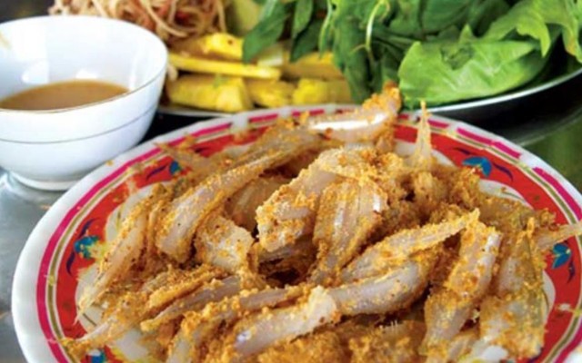 Thành Cố Đô - Gỏi Cá Ninh Bình & Dê Hấp Tía Tô